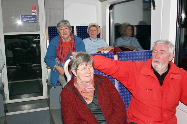x8977.jpg